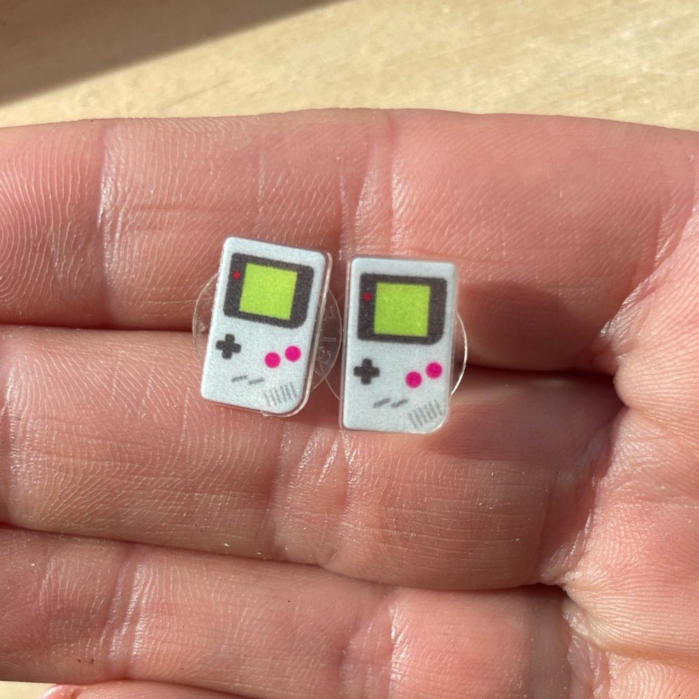 Mini game boy earrings! So cute. Great condition